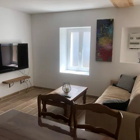 Gîte au calme entièrement rénové Coussay-les-Bois Esterno foto