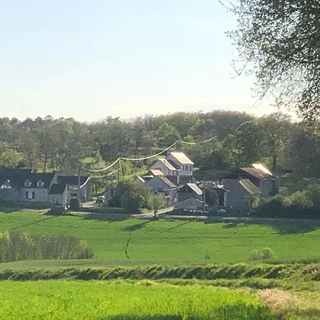 Gîte au calme entièrement rénové Coussay-les-Bois Esterno foto